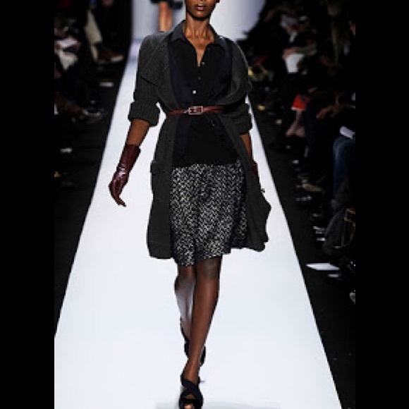 Cardigan - Picture 2 of 5